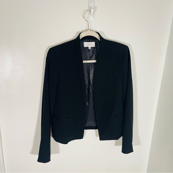 Reiss Tansey Cropped Collarless Blazer Black Neutral Career Business Size 6 - Picture 8 of 9